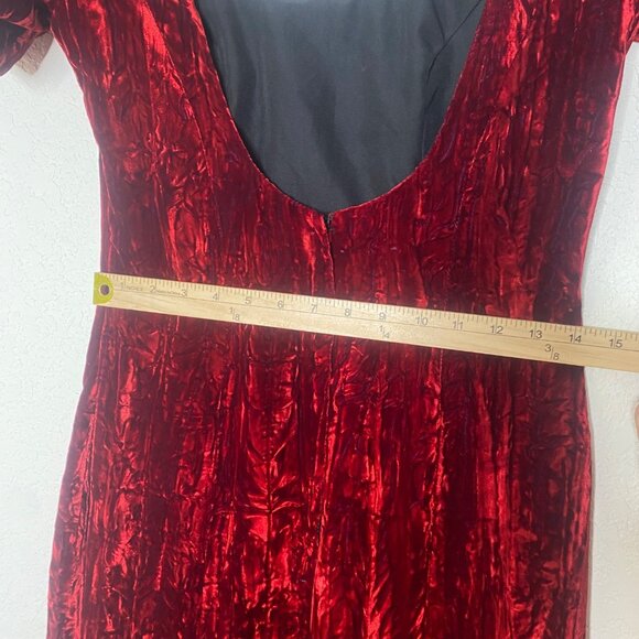 Vtg Red Velvet Maxi Evening Gown Size 10 Daniella Puff Sleeves Medieval Formal G - Picture 13 of 16